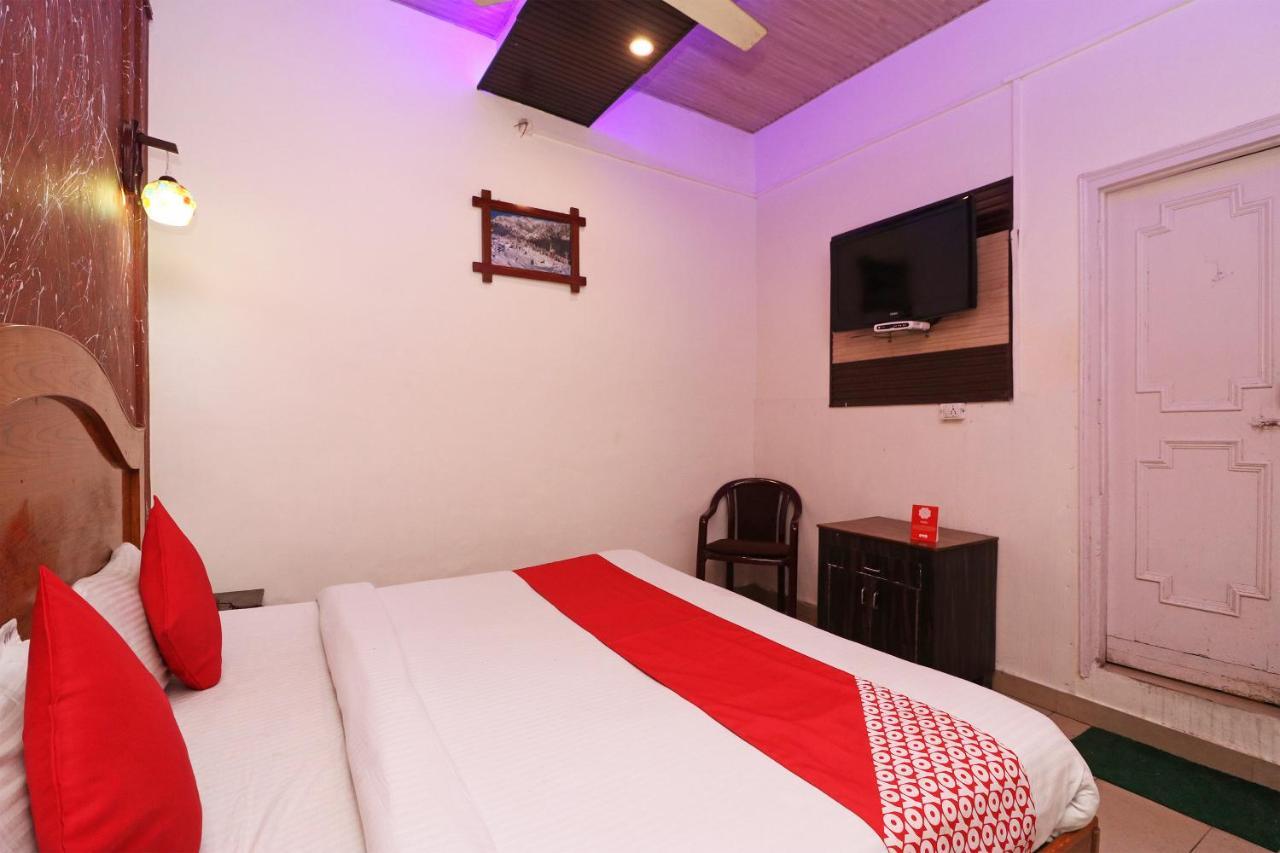 Oyo 77137 Hotle Castle Inn Mumbai Kültér fotó